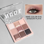 Palette Fards à Paupières 9 Couleurs – Mat, Pailleté & Nude Milk Tea